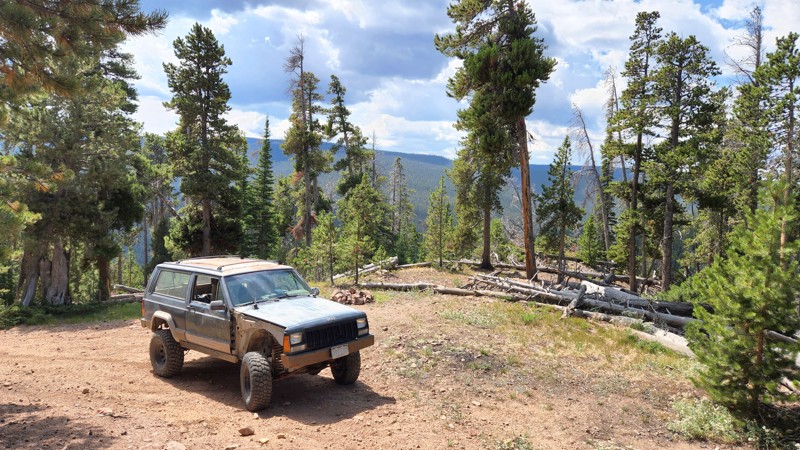 Colorado: Pearl Beaver Cutoff Spur Hero Photo