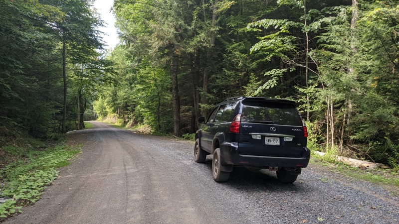 New York: Dave Brown Mountain Road Hero Photo