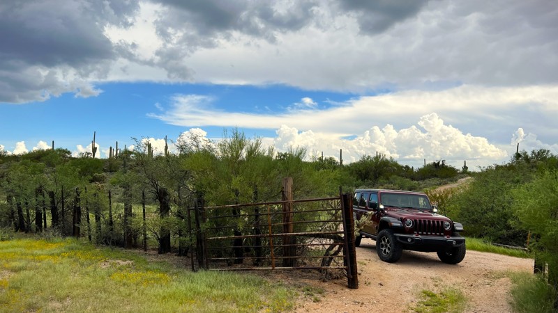Arizona: Coyote Tank Trail Hero Photo