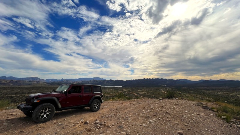 Arizona: Rolls 1813 Hero Photo