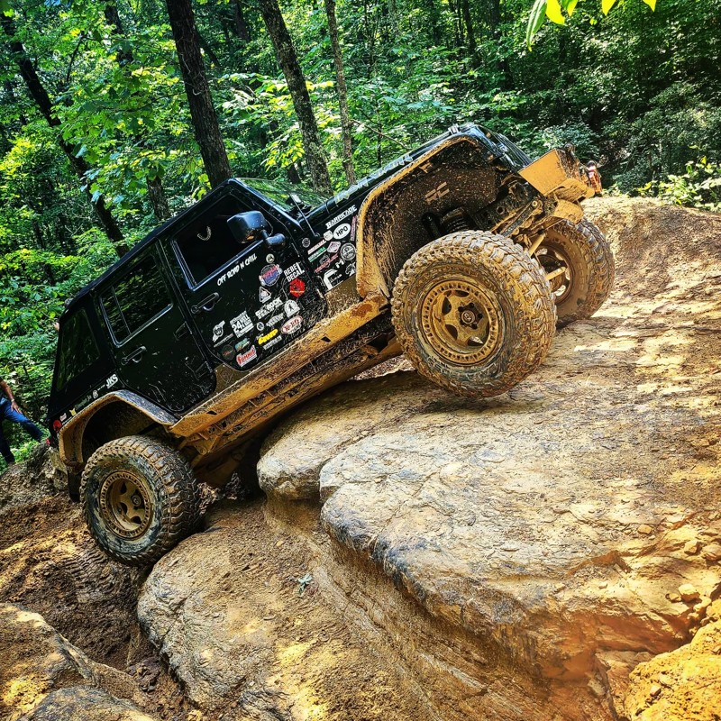 Stony Lonesome 32 - The Ledges Trail Review Photo