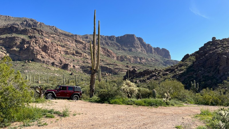 Arizona: Superstition Old Turk's Head Loop Hero Photo