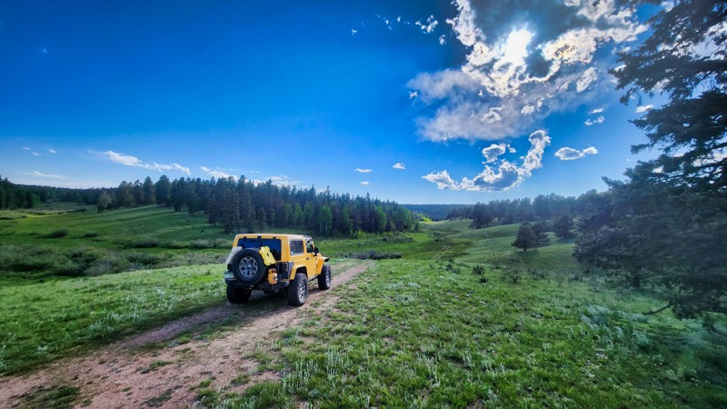Colorado: Moonshine Road Hero Photo