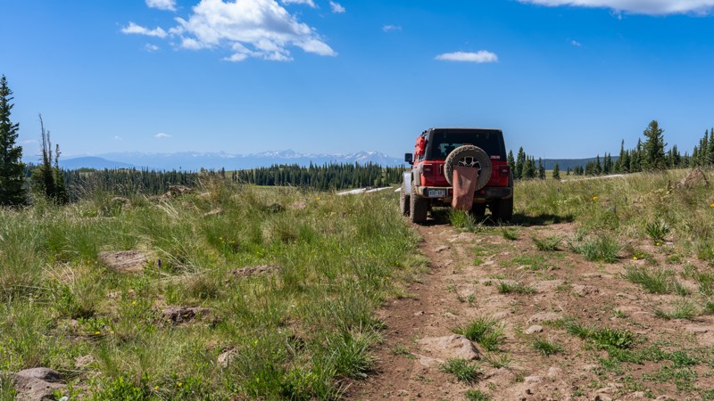 Colorado: Jack's Spring Road Hero Photo