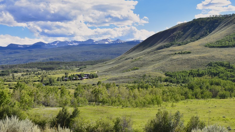 Colorado: Laramie River Valley Road Hero Photo