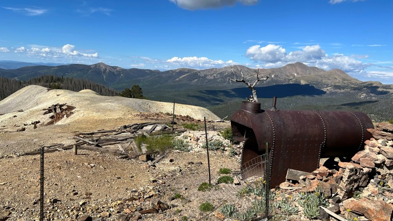 Colorado: Round Mountain Hero Photo
