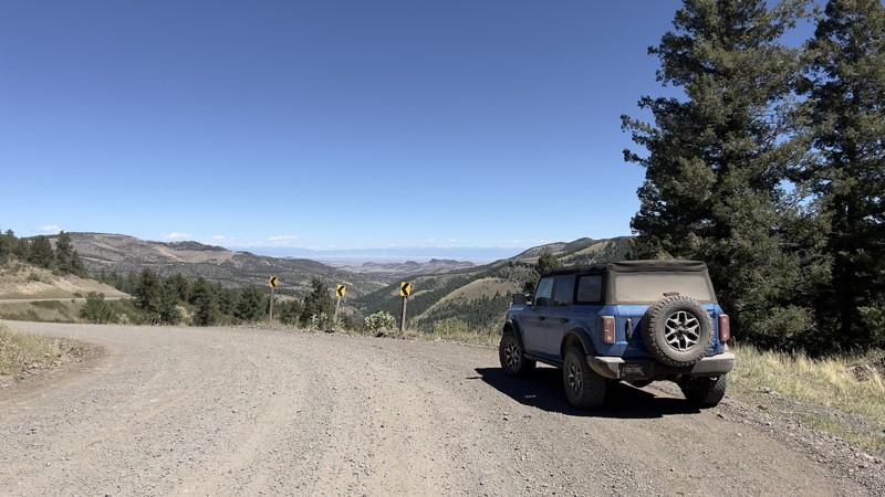 Colorado: Pinos Creek Hero Photo
