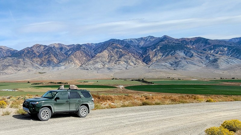 California: Chidago Canyon Road Hero Photo