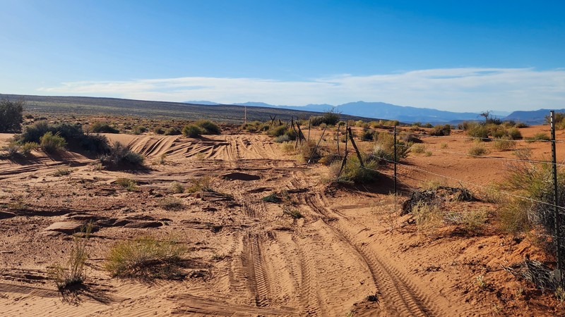 Utah: Middle Fenceline Hero Photo