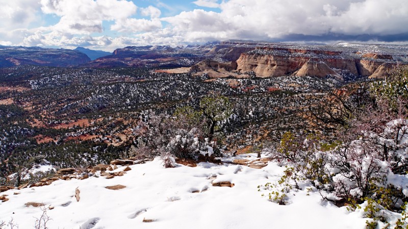 Utah: Poverty Gulch Rim Overlooks Hero Photo