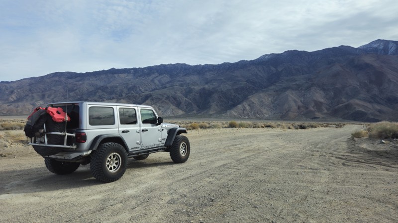 California: Manzanar Reward Road Hero Photo