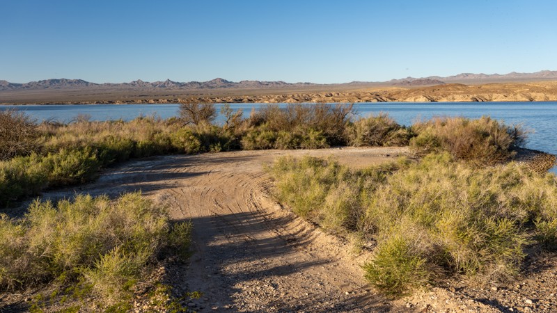 Arizona: Willow Tree Road Hero Photo