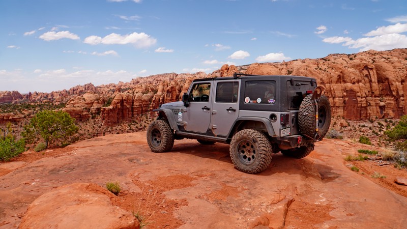 Utah: Behind the Rocks Overlook Hero Photo