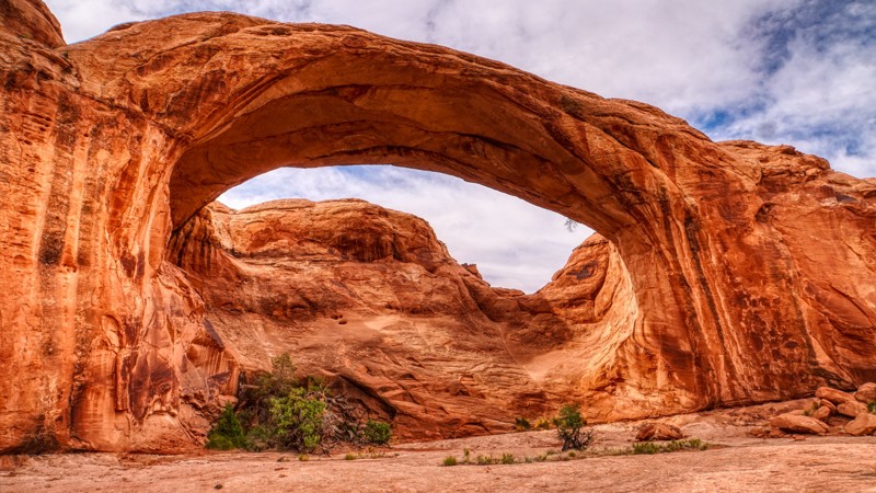 Utah: Pritchett Arch Trailhead Hero Photo
