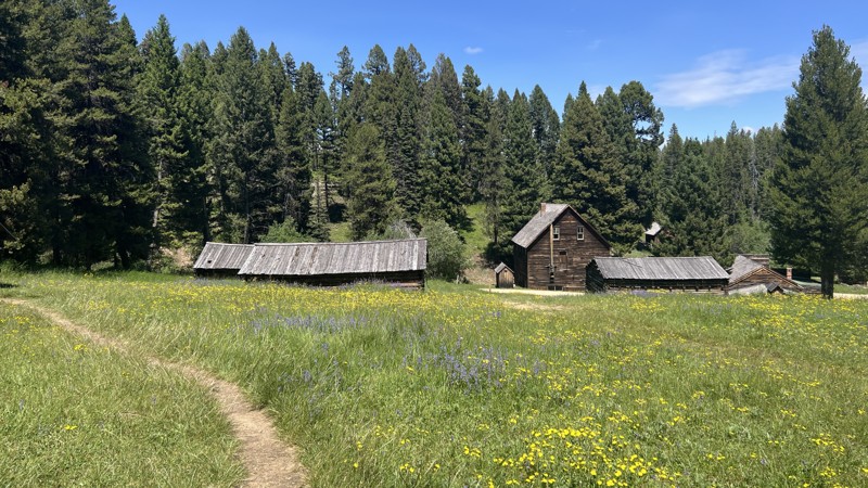 Garnet Range Road Trail Review Photo