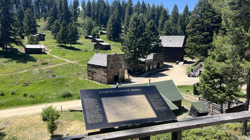 Garnet Range Road Trail Review Photo