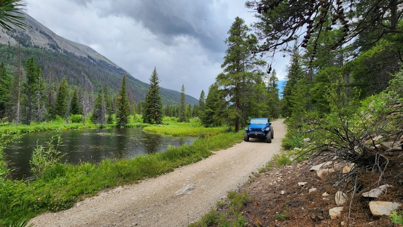 Colorado: Old Chalk Creek Road Hero Photo