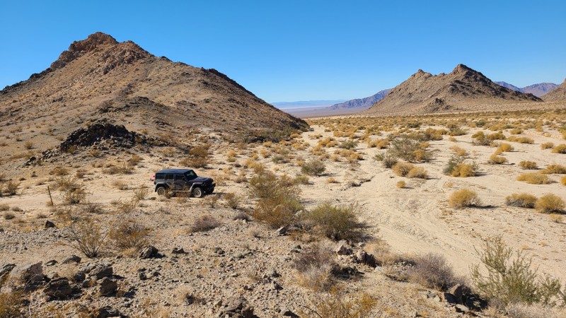 California: Old Woman Meteorite Road Hero Photo