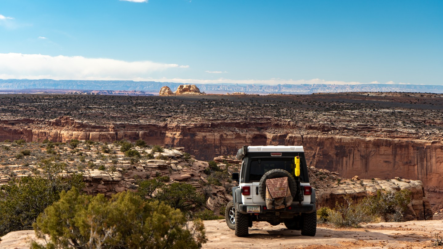 Highlight: https://images-prod.trailsoffroad.com/scout_routes/49/hero_file_name/1647186804941_resized_Hellroaring%20Rim%20Spur-22.jpg