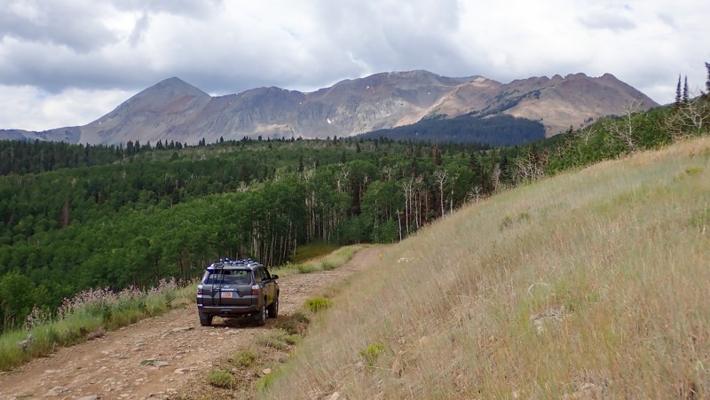 Colorado: Fall Creek Hero Photo