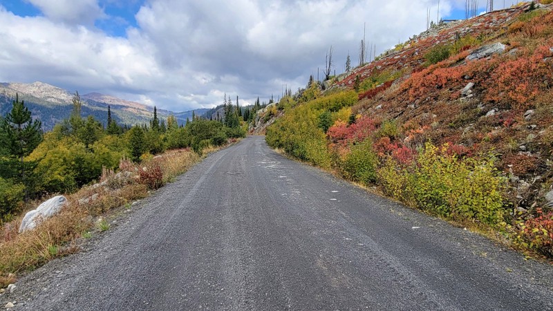 Goose Lake Road Trail Review Photo