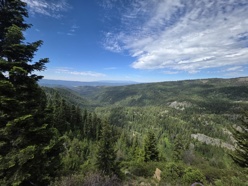 Goose Lake Road Trail Review Photo
