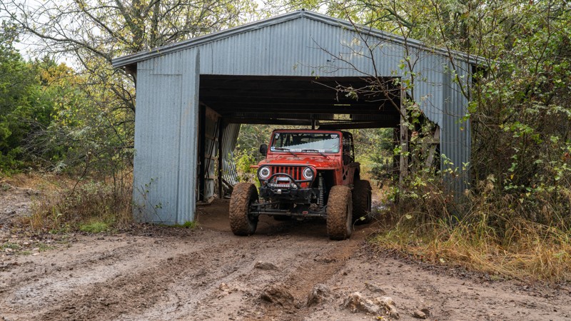 Oklahoma: Barn Road Hero Photo