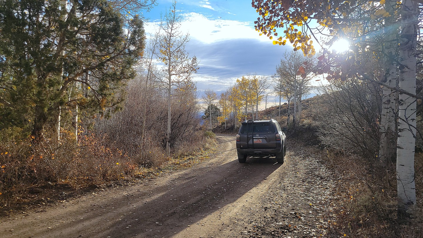 Hero: Thousand Lake Mountain Road