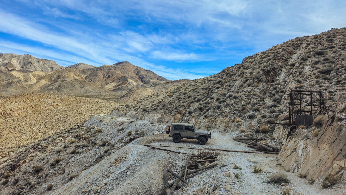 Hero: Lippincott Mine Road