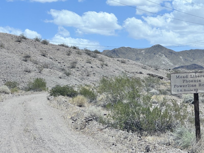 Mead-Liberty/Phoenix Powerline Road Trail Review Photo