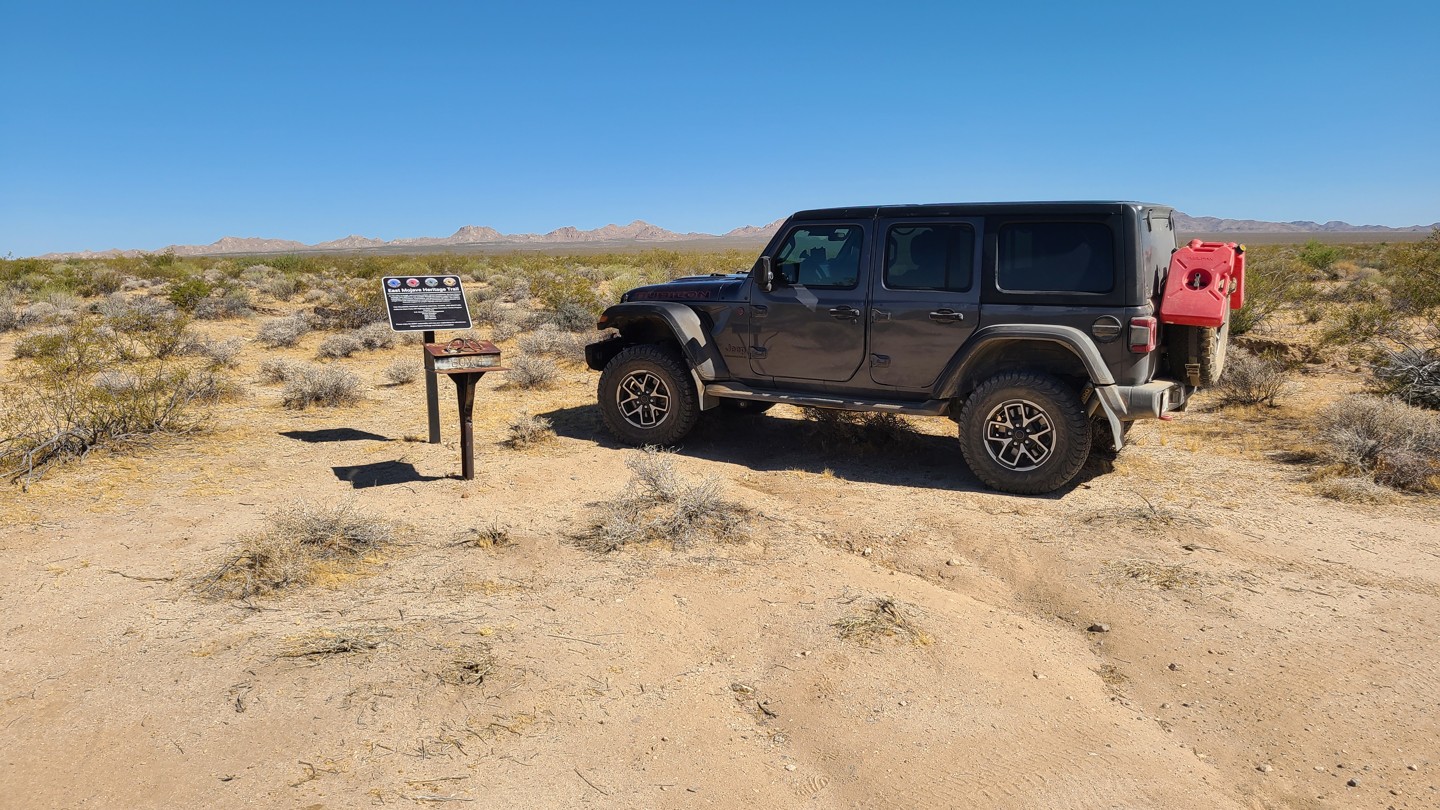 Hero: Little Piute Trail