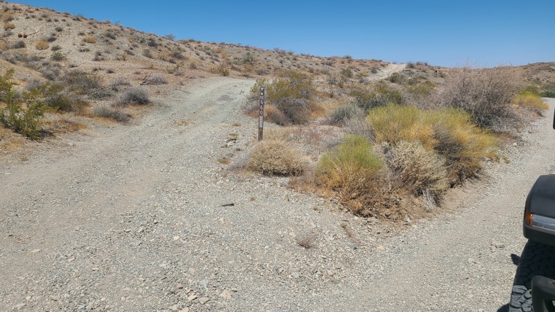 Pyramid Peak Road Trail Review Photo