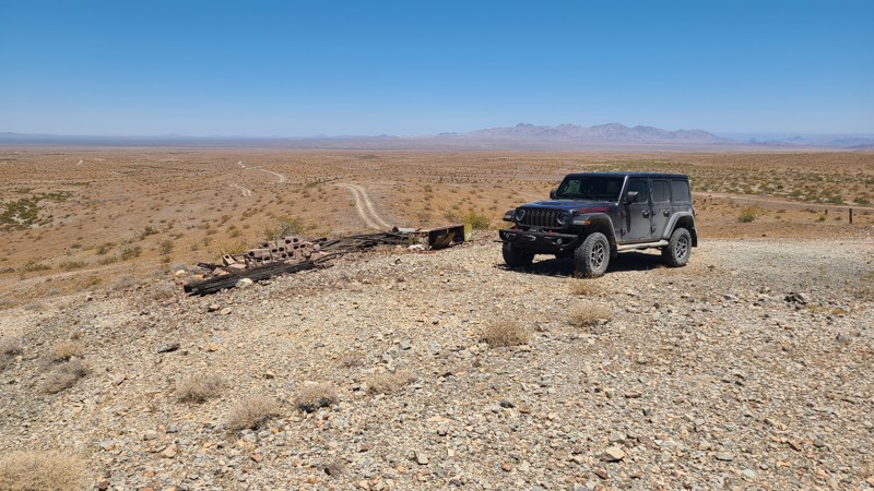 Pyramid Peak Road Trail Review Photo