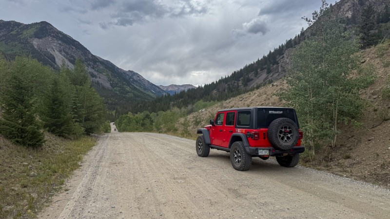 Colorado: Clear Creek Road Hero Photo