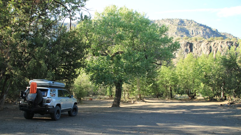 Arizona: Bull Pen Hero Photo