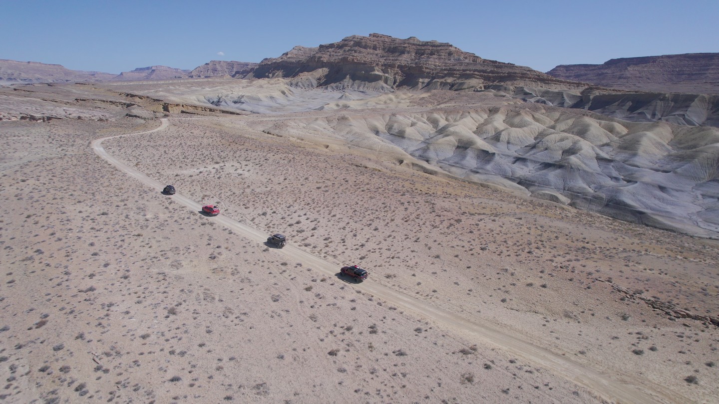 Highlight: https://images-prod.trailsoffroad.com/scout_routes/798/hero_file_name/1657485091962_resizedDJI0208Moment2.jpg
