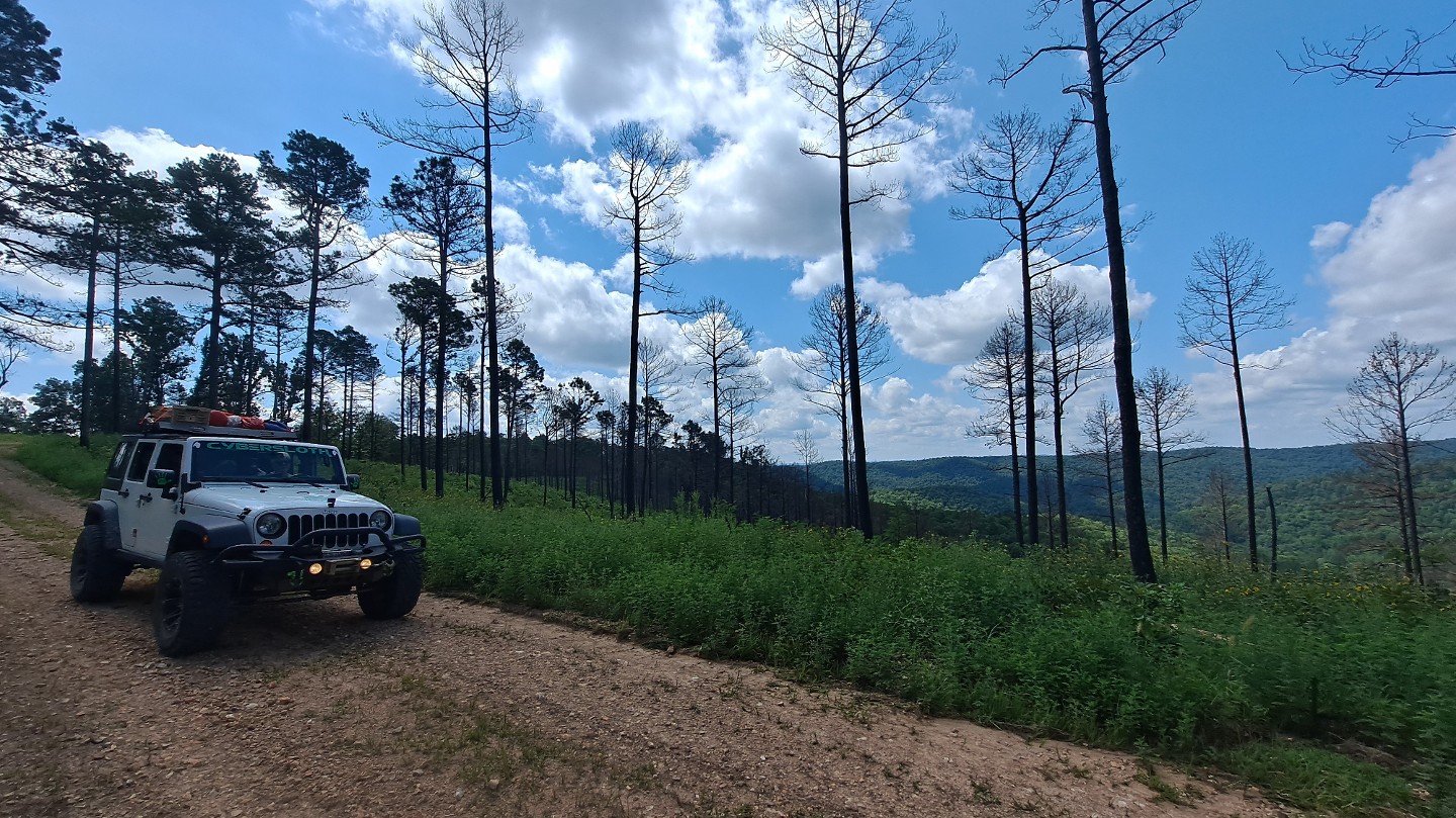 Highlight: https://images-prod.trailsoffroad.com/scout_routes/940/hero_file_name/1660147015683_resizedHero.jpg