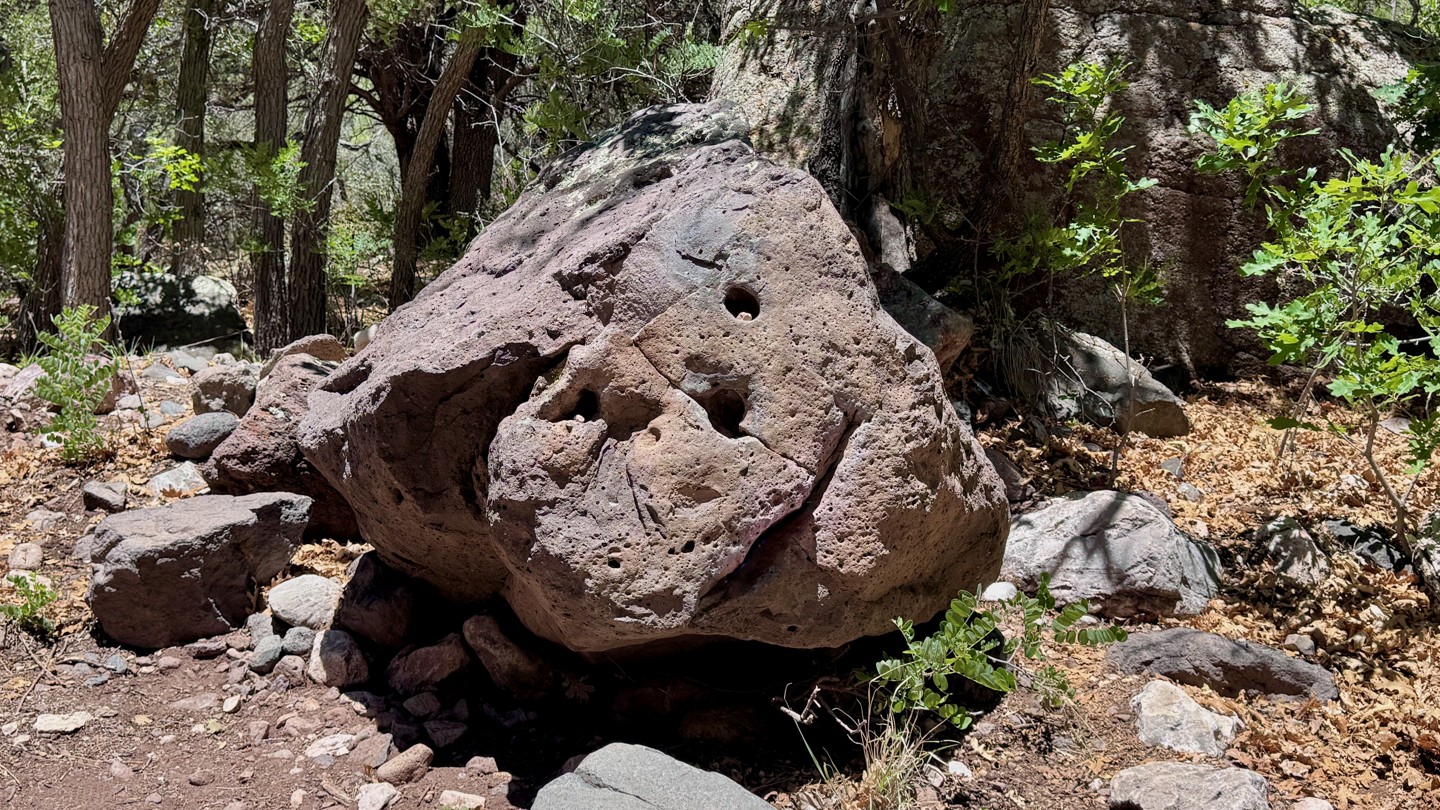 Smiley Rock - Best Trails