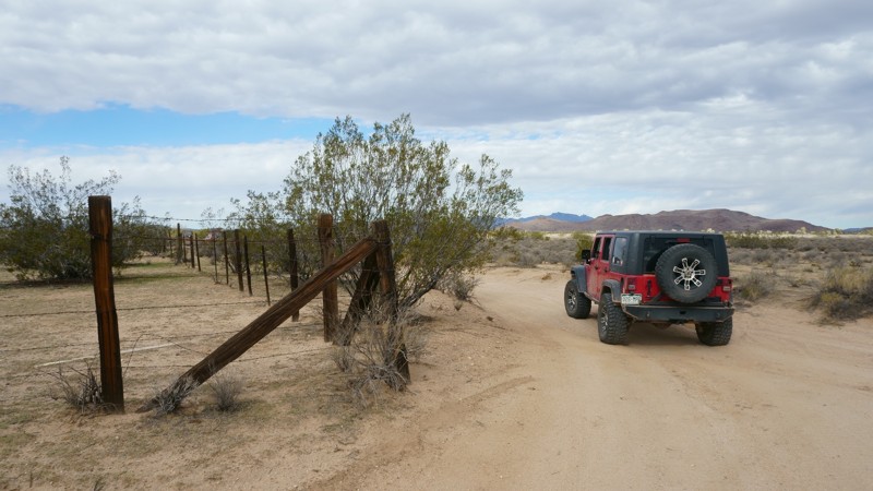 Mojave Road - Waypoint 29: Left/West