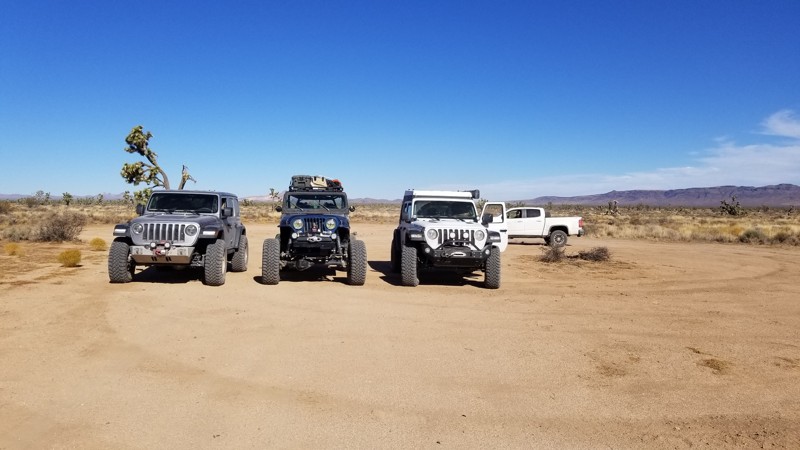 Mojave Road - Waypoint 27: Old Bus