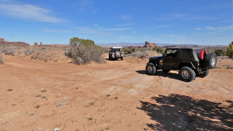 Courthouse Rock aka Buttes and Towers - Waypoint 16: Stay Right