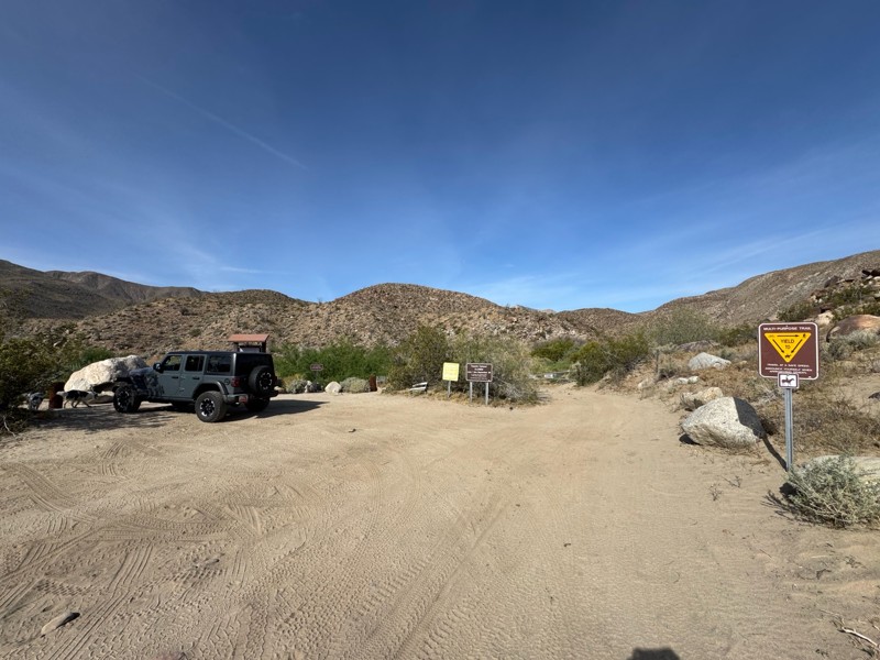 Coyote Canyon Road Trail Review Photo