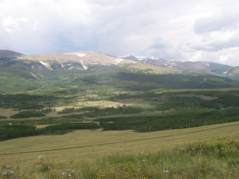 Colorado: Round Hill Hero Photo