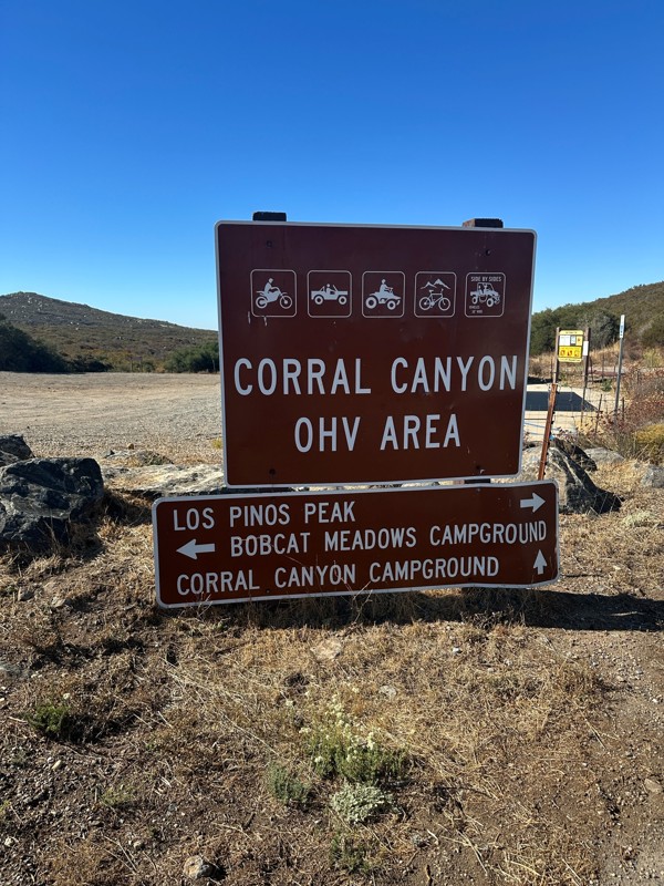 16S17 - Los Pinos Road Trail Review Photo