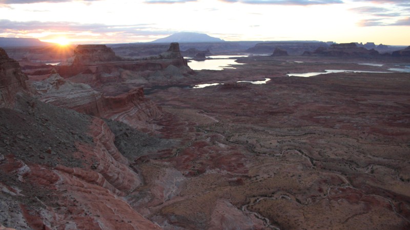 Alstrom Point Trail Review Photo