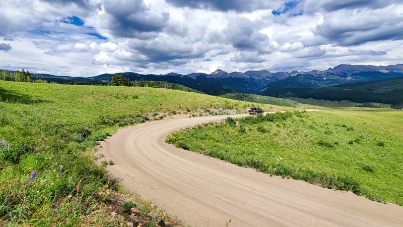 Colorado: Eagle-Thomasville Road Hero Photo