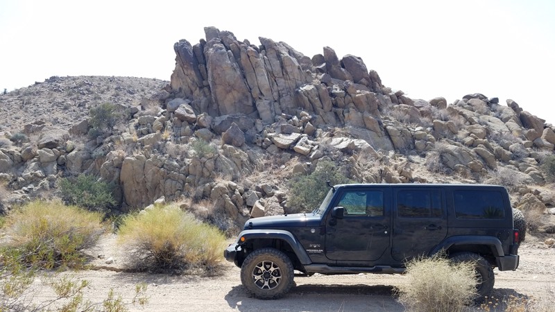 California: Thermal Canyon Road Hero Photo
