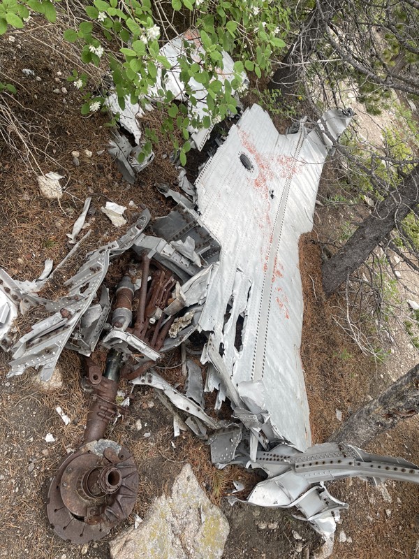 Trail Review: T-33 Plane Crash - Rigo Tovar