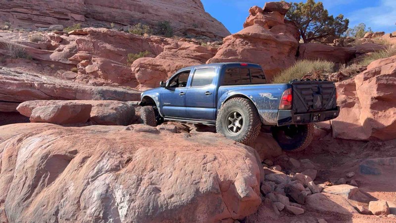 Cliff Hanger Trail Review Photo