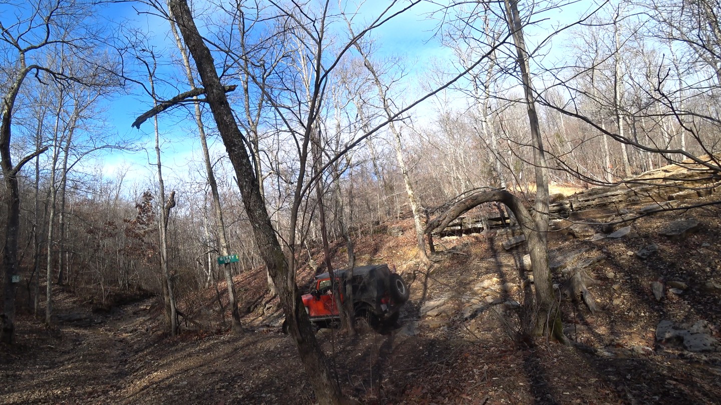 Southern Missouri Off-Road Ranch: Pee-Wee's Crossing - Waypoint 7: Gitty Up - Stay In Valley